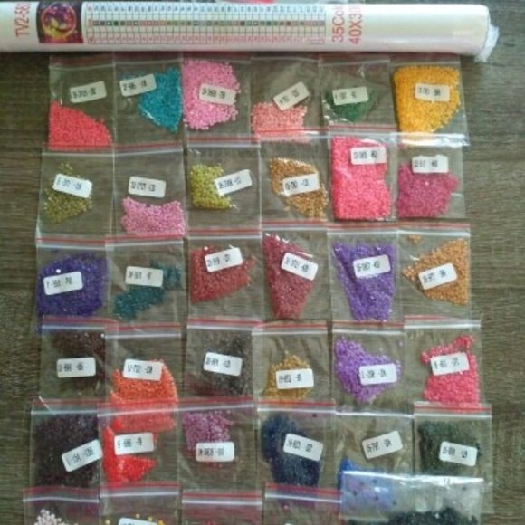 Diamond Embroidery Butterfly In Bulb Animal Diamond Crystal Painting - Picture 3 of 6